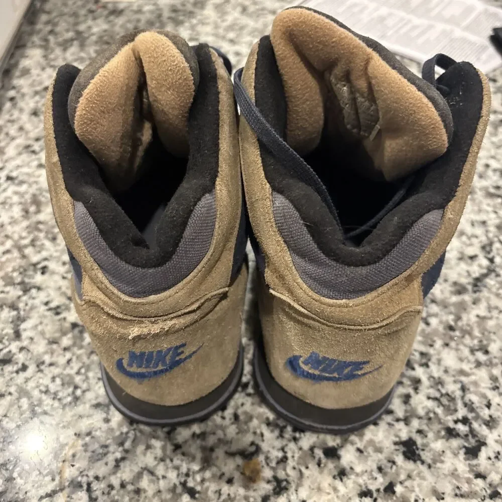 Nike ACG Caldera Men's Hiking Boots Size 10 90's Vintage